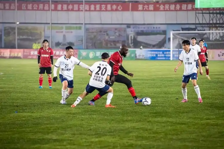 新加坡超 VS 英超